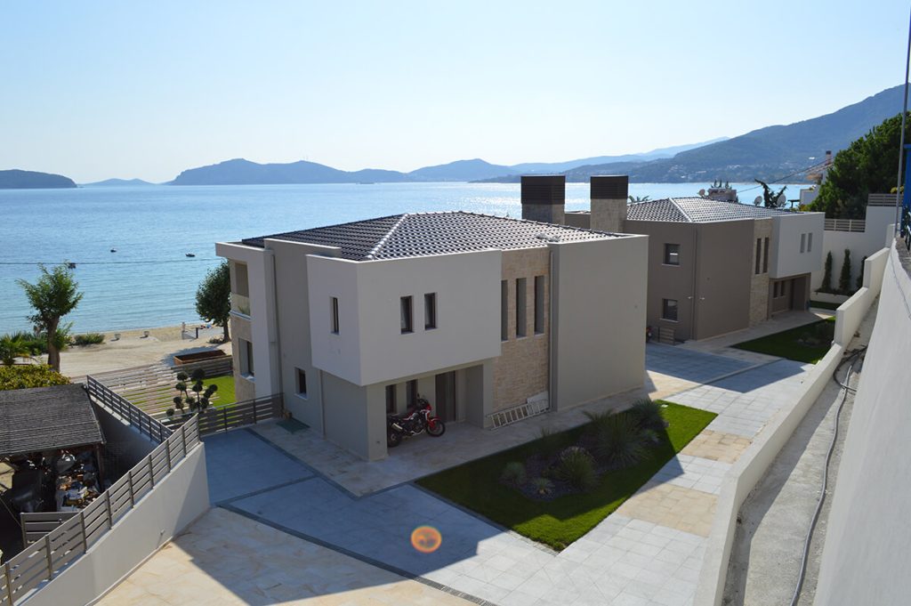 LUXURY RESIDENTIAL DEVELOPMENT OF TWO HOMES